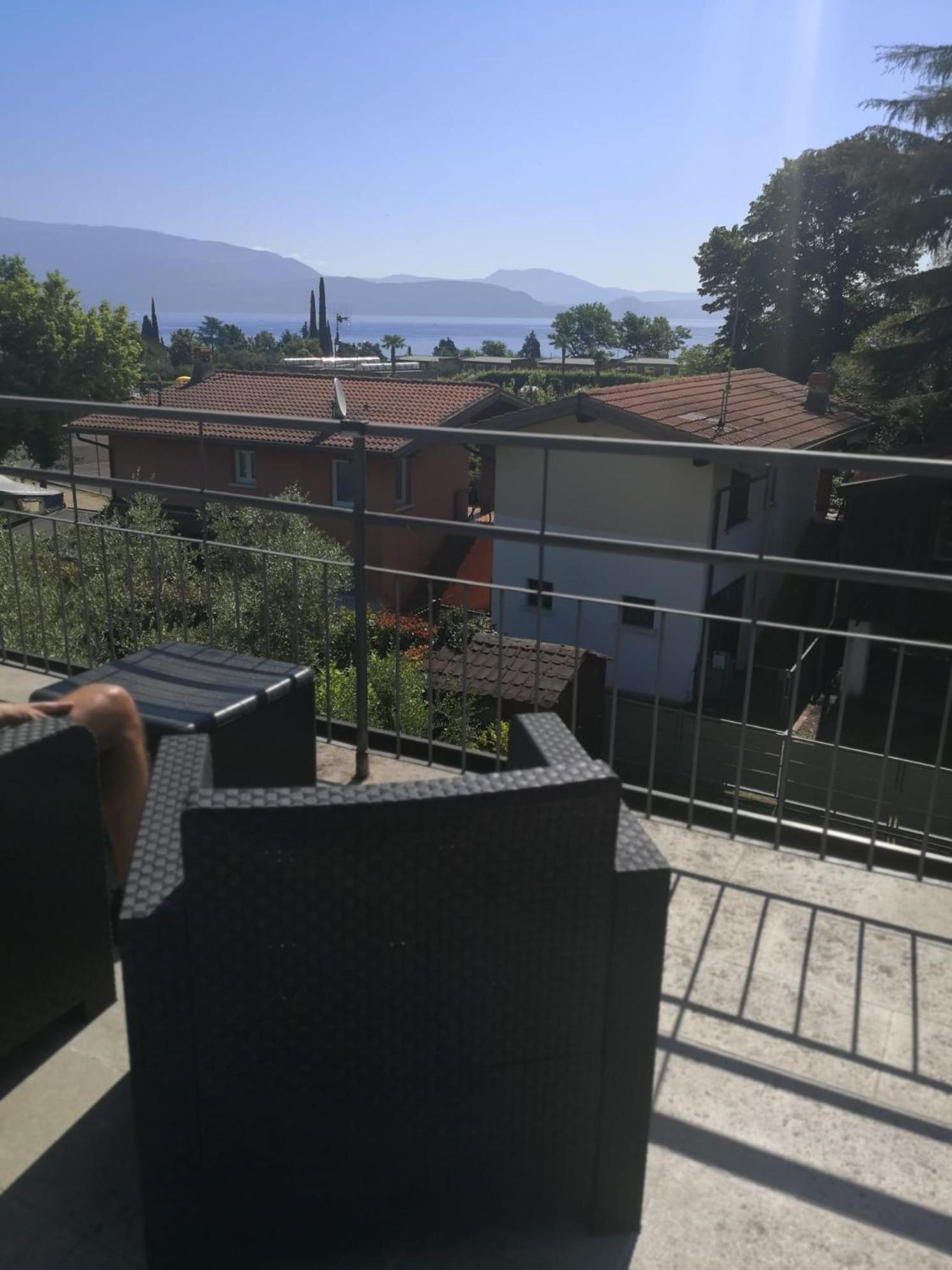 Note Di Lago Manerba del Garda Bagian luar foto