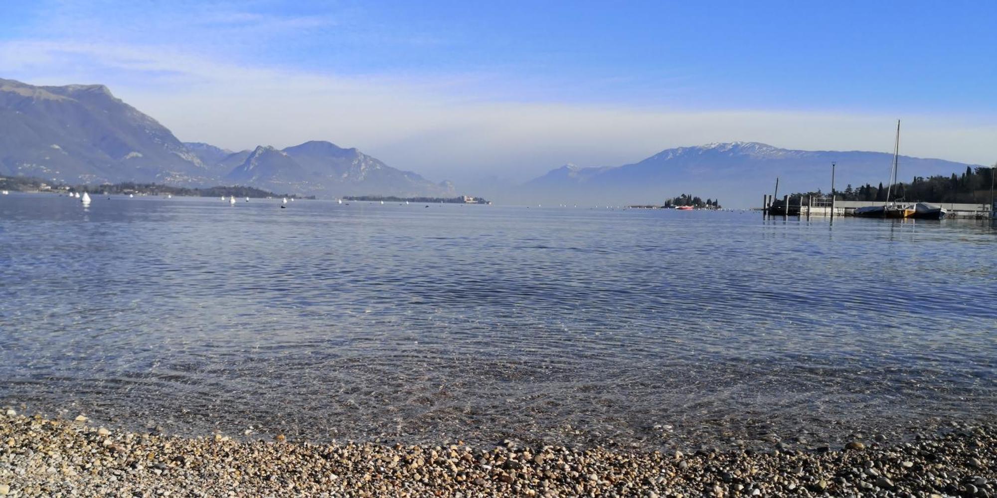 Note Di Lago Manerba del Garda Bagian luar foto