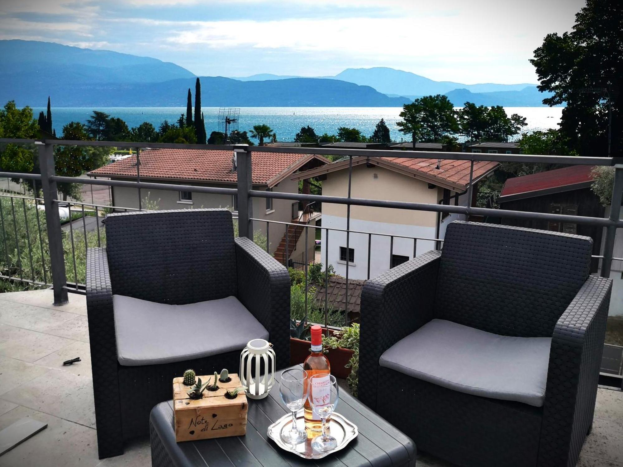 Note Di Lago Manerba del Garda Bagian luar foto